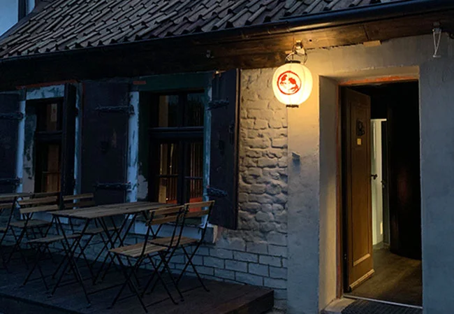 設置事例No.52 店舗装飾用13号丸型ビニール提灯使用風景イメージ2